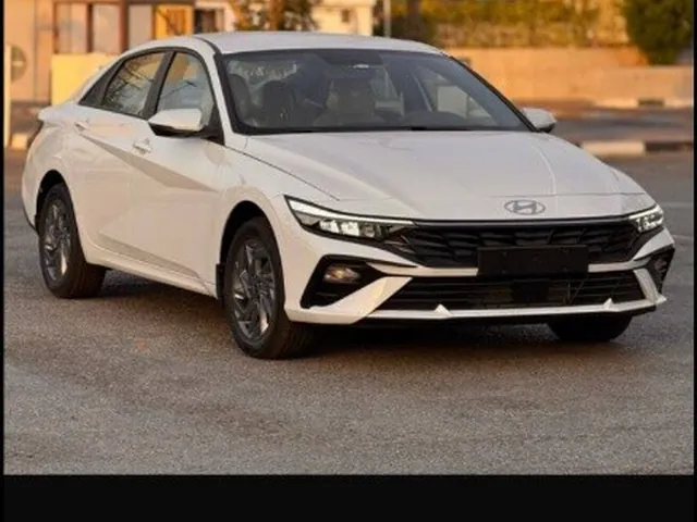 Photo of 2025 Hyundai Elantra