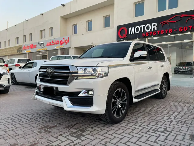 Photo of 2020 Toyota Land Cruiser VXR Grand Touring S