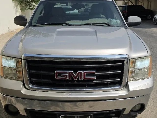 Photo of 2008 GMC Sierra 1500