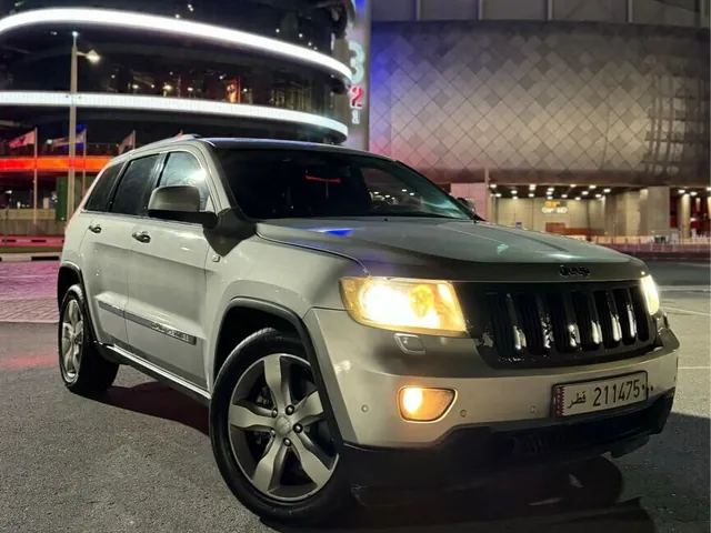 Photo of 2012 Jeep Grand Cherokee Limited