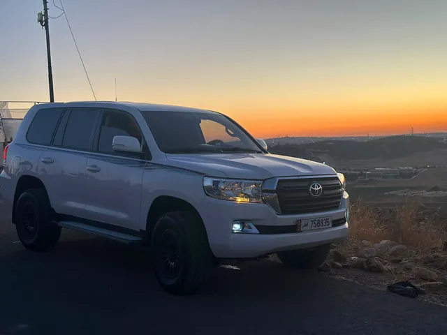 Photo of 2017 Toyota Land Cruiser GX