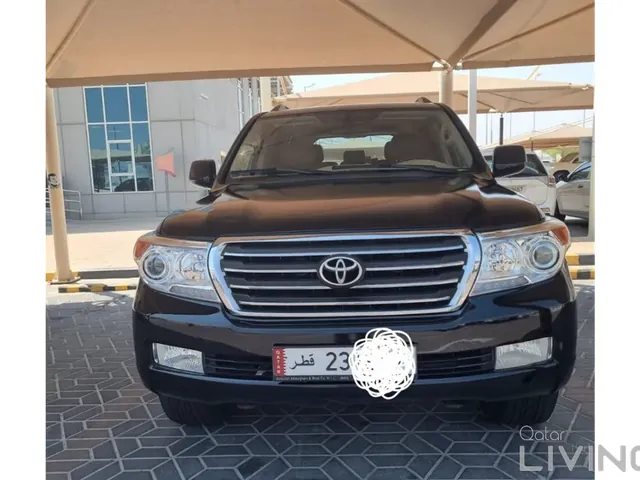 Photo of 2011 Toyota Land Cruiser GXR