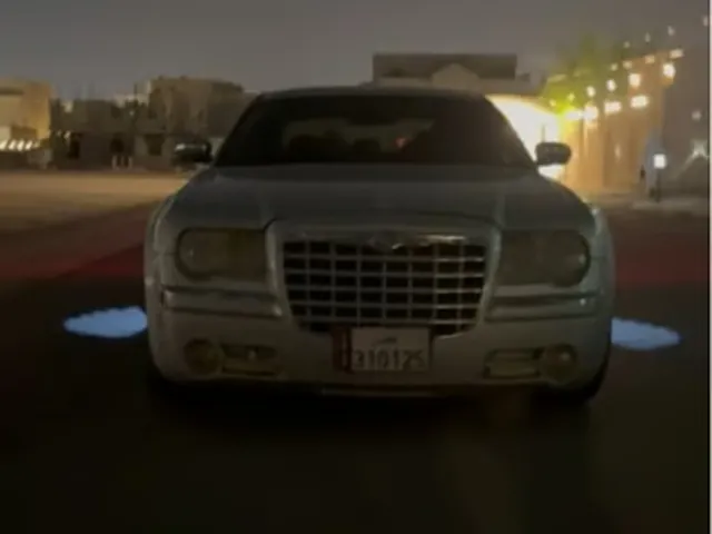Photo of 2006 Chrysler 300 SRT8