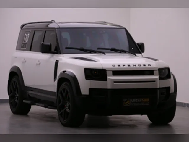 Photo of 2022 Land Rover Defender 110 HSE