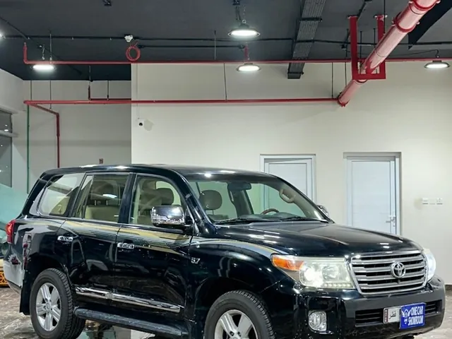 Photo of 2013 Toyota Land Cruiser VXR