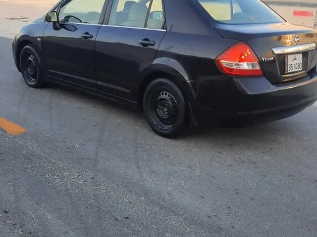 Photo of 2008 Nissan Tiida