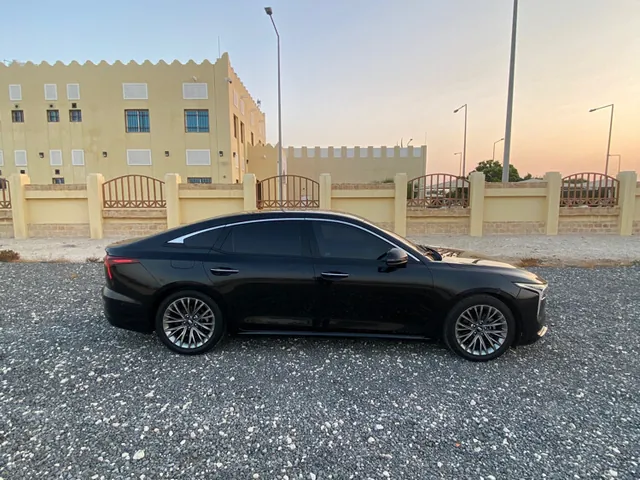 Photo of 2023 Bestune B70