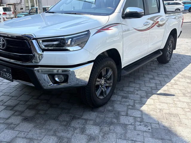 Photo of 2025 Toyota Hilux SR5
