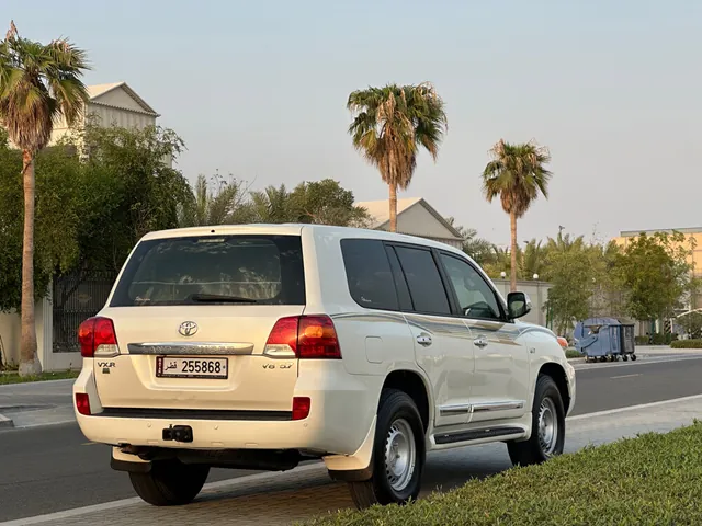 Photo of 2015 Toyota Land Cruiser VXR