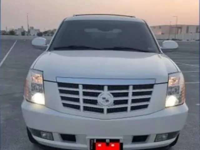 Photo of 2008 Cadillac Escalade Platinum