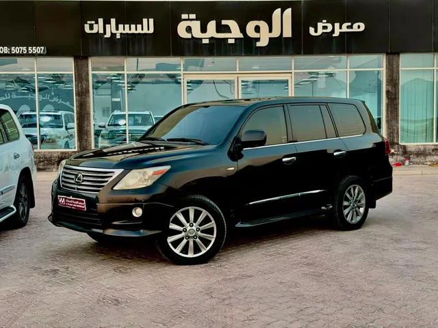 Photo of 2011 Lexus LX 600