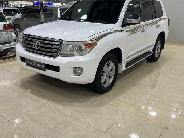 Photo of 2014 Toyota Land Cruiser VXR