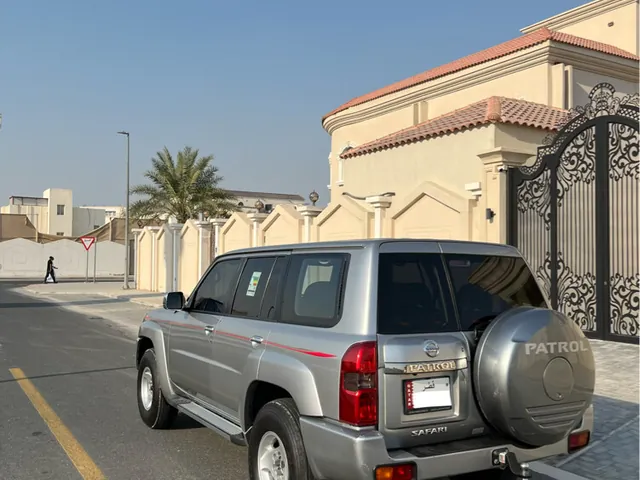 صورة 2022 نيسان باترول سفاري