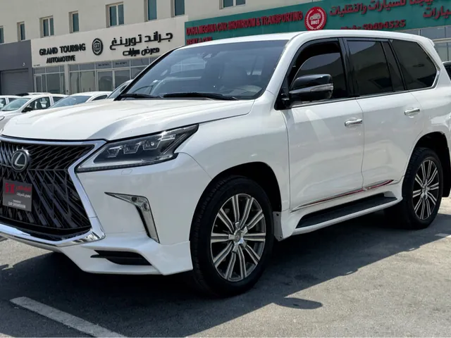 Photo of 2016 Lexus LX 570 S