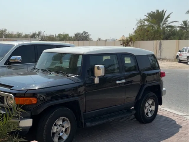 صورة 2009 تويوتا اف جي كروزر TRD
