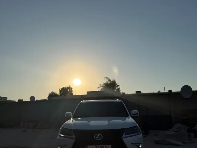 Photo of 2016 Lexus LX 570 Black Edition
