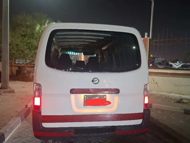 صورة 2004 نيسان أورفان
