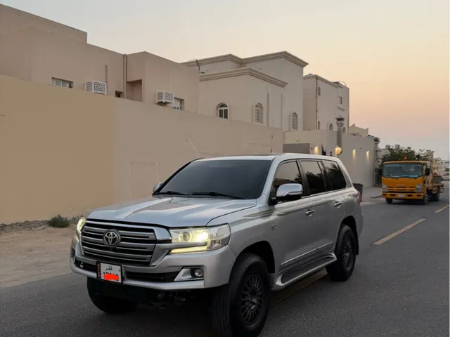 Photo of 2016 Toyota Land Cruiser VXR