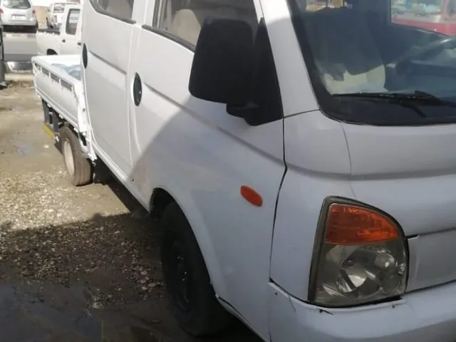 Photo of 2006 Hyundai H-100