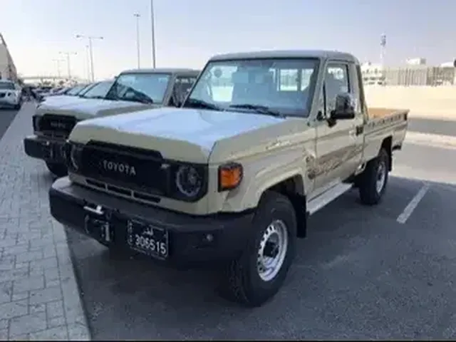 صورة 2024 تويوتا لاند كروزر LX