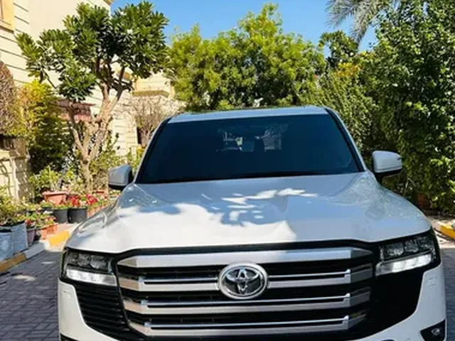 Photo of 2022 Toyota Land Cruiser GXR