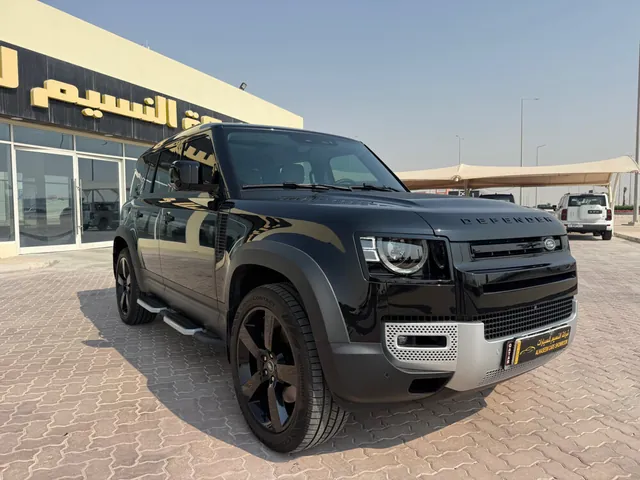 Photo of 2023 Land Rover Defender 110 SE