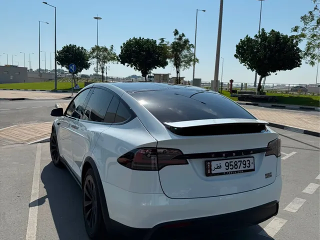 Photo of 2024 Tesla Model X 100D