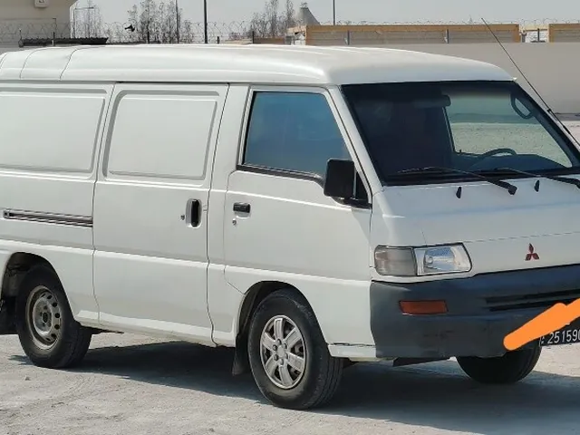 Photo of 2013 Mitsubishi L300