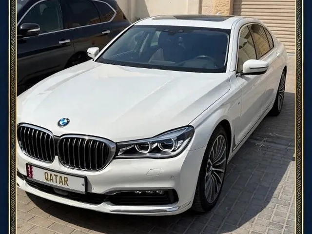 Photo of 2012 BMW 7-Series