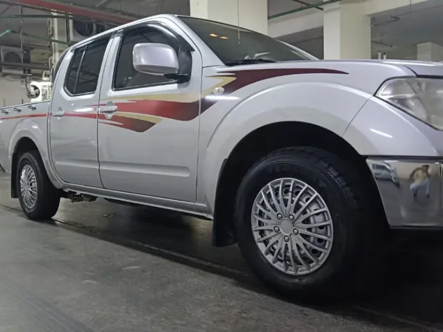Photo of 2012 Nissan Navara SE