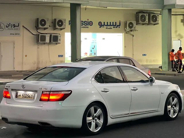 Photo of 2007 Lexus LS 460