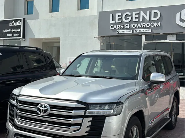 Photo of 2023 Toyota Land Cruiser GXR