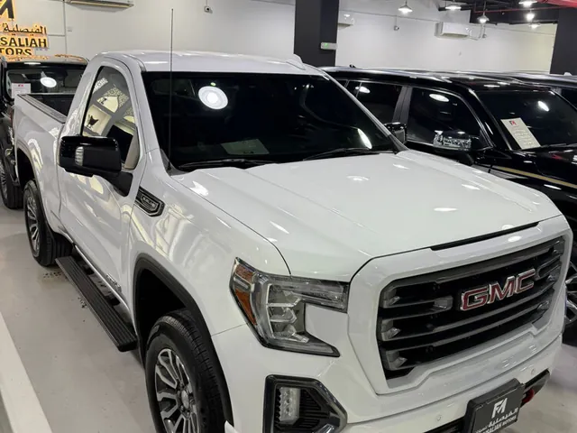 Photo of 2022 GMC Sierra 1500