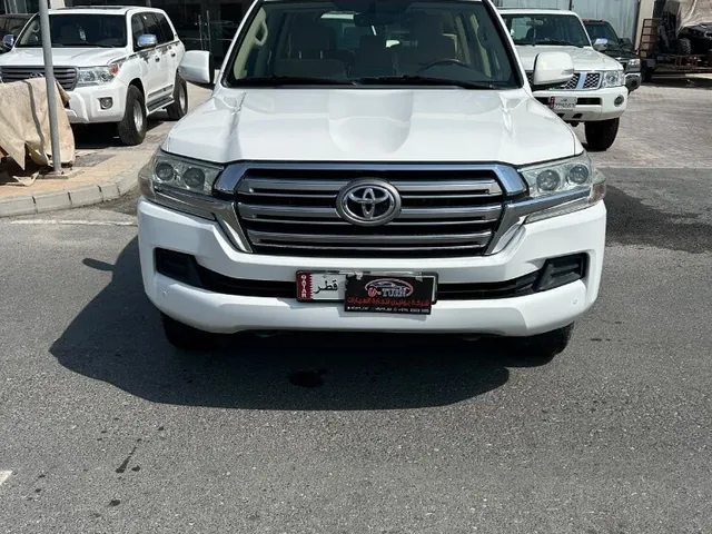 Photo of 2018 Toyota Land Cruiser GXR