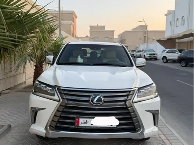 Photo of 2017 Lexus LX 570