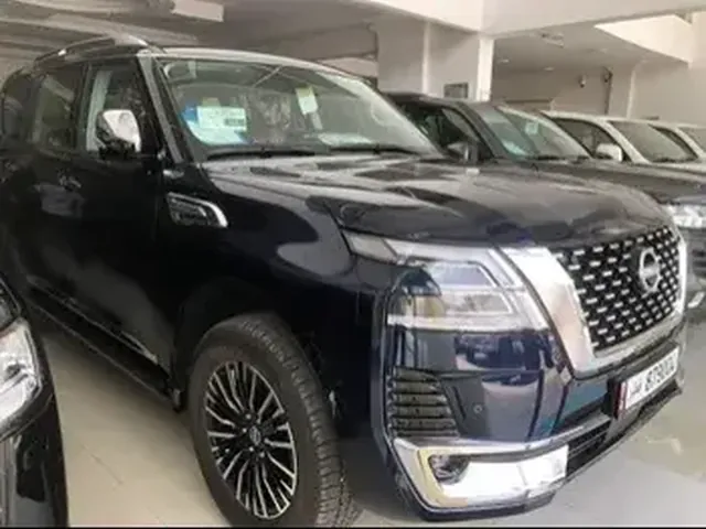 صورة 2023 نيسان باترول بلاتينيوم