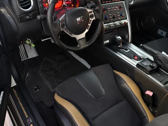 Photo of 2009 Nissan GT-R R35