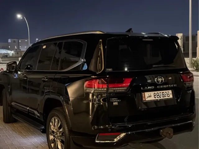 Photo of 2023 Toyota Land Cruiser VXR