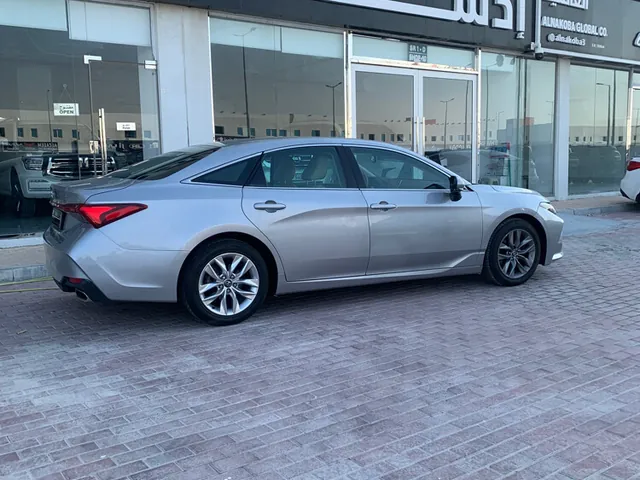 Photo of 2019 Toyota Avalon Limited