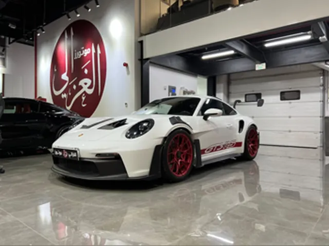 صورة 2023 بورش 911 GT3 RS