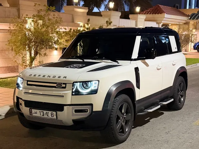 Photo of 2022 Land Rover Defender 110 SE