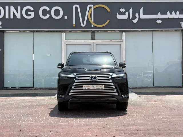 Photo of 2023 Lexus LX 600