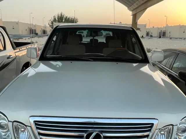 Photo of 1999 Lexus LX 470