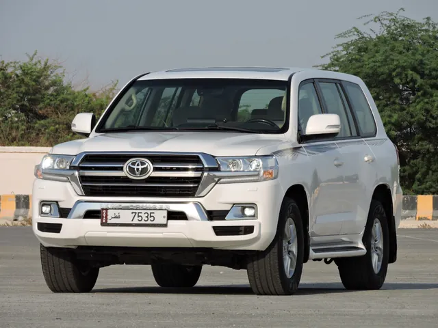 Photo of 2019 Toyota Land Cruiser GXR