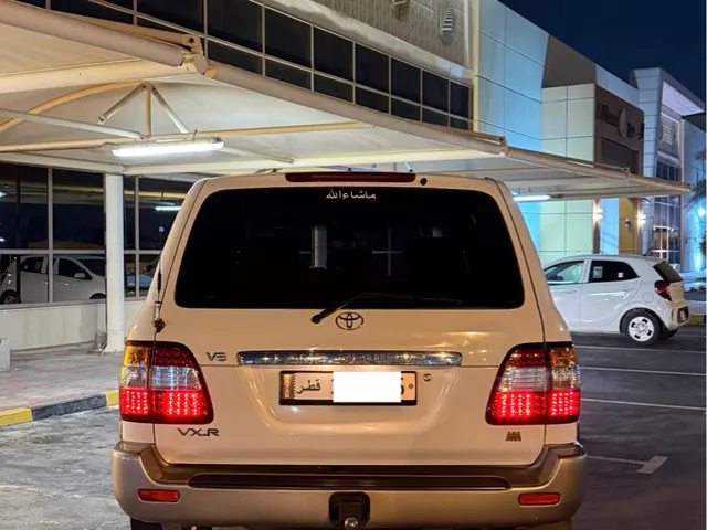 Photo of 2003 Toyota Land Cruiser VXR