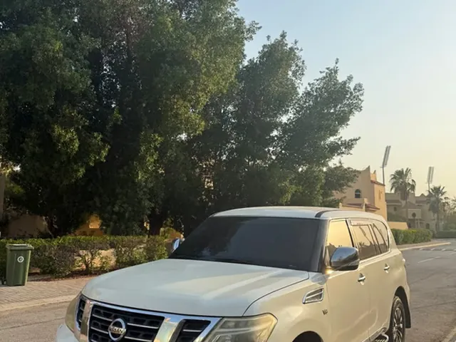 Photo of 2014 Nissan Patrol LE