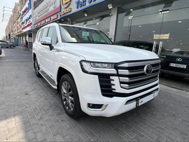 صورة 2025 تويوتا لاند كروزر VXR