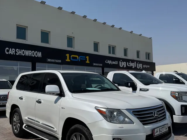 Photo of 2011 Lexus LX 570