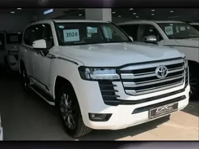Photo of 2024 Toyota Land Cruiser GXR
