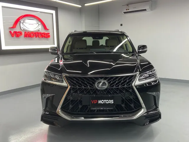 Photo of 2018 Lexus LX 570